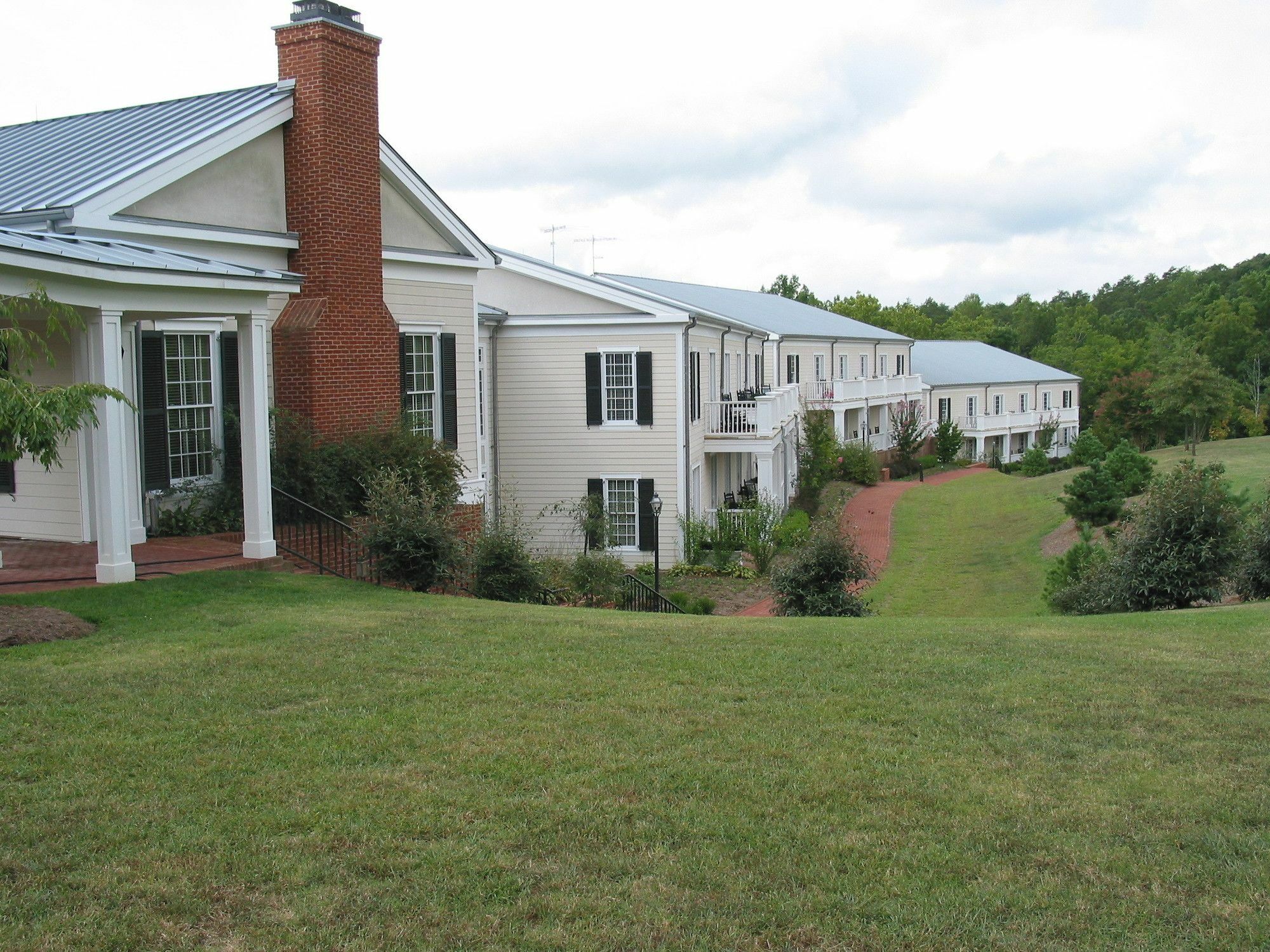 Hotel Berry Hill South Boston Exterior foto